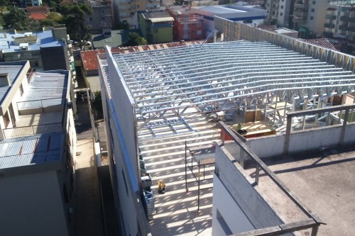 STEEL FRAME EM GARIBALDI - RS